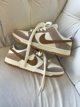 Carregar imagem no visualizador da galeria, Tênis Dunk Low - Off White/Caramelo