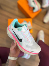 Carregar imagem no visualizador da galeria, Tênis Nike Air Zoom - Colors