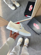 Carregar imagem no visualizador da galeria, Vans Authentic – Palha
