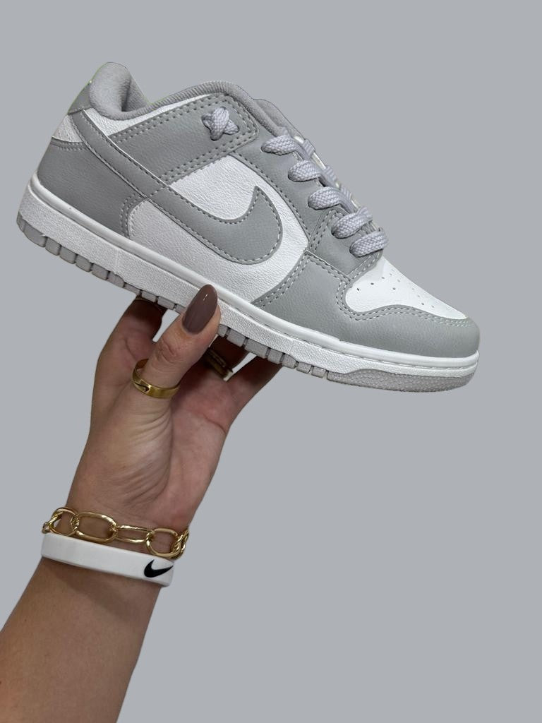 Tênis Nike DUNK Low