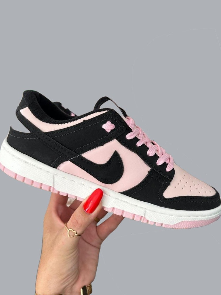 Tênis Nike DUNK Low Pink