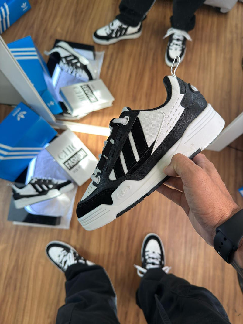 ADI2000 - Branco/Preto