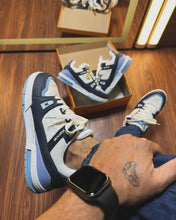 Carregar imagem no visualizador da galeria, Tênis Louis Vuitton - Azul
