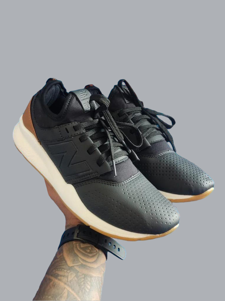 New Balance 247 - Preto