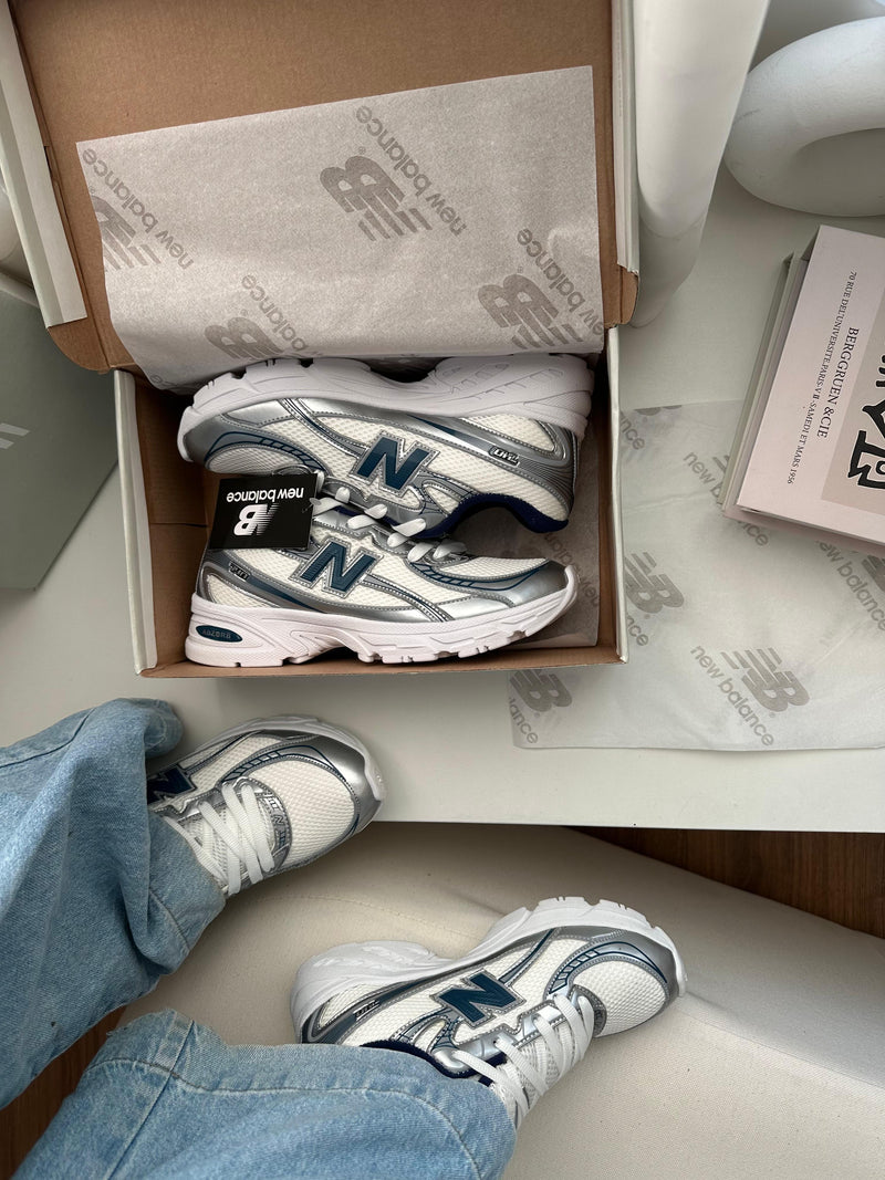 New Balance 740 – Azul