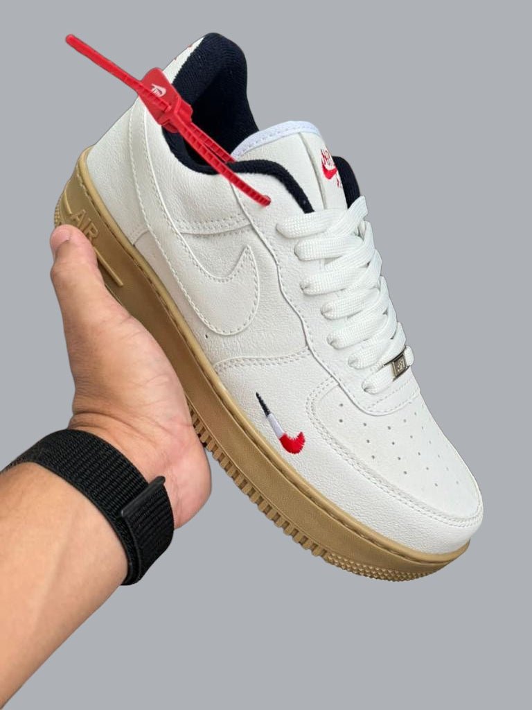 Tênis AIR force 1- France