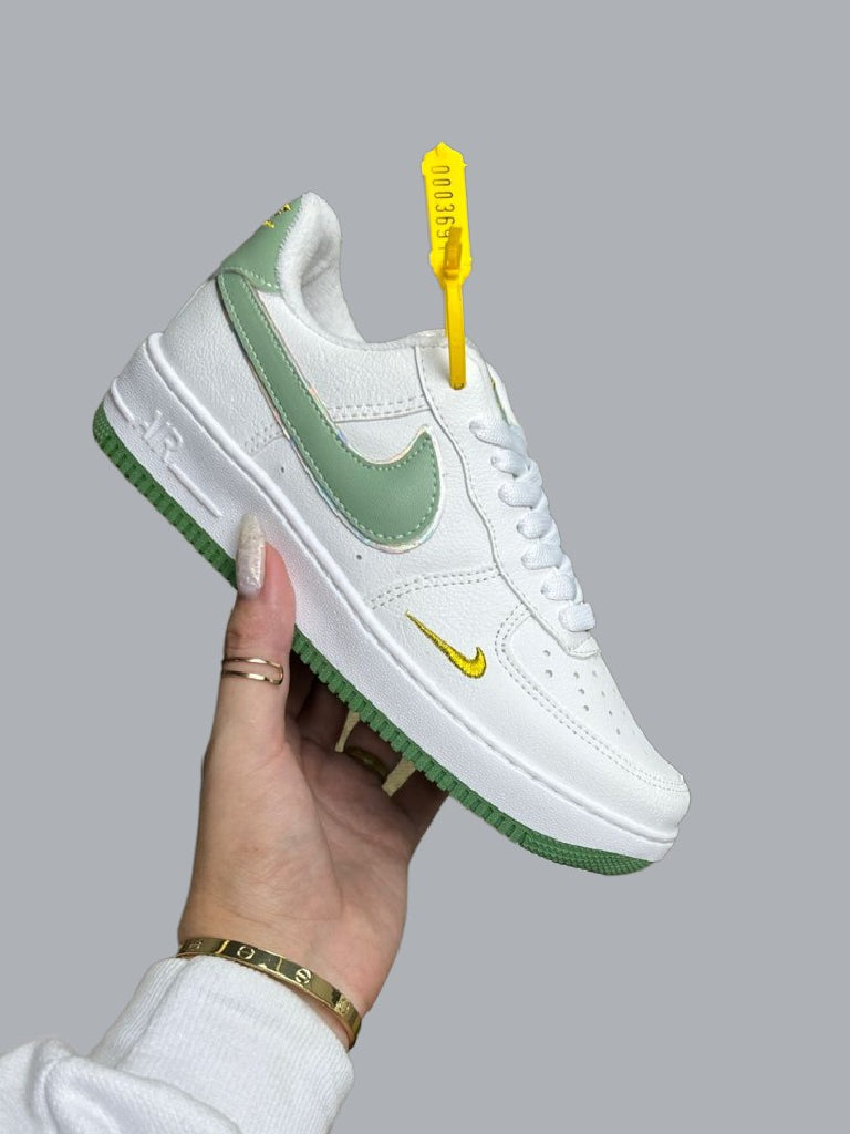 Tênis AIR force 1- Grama