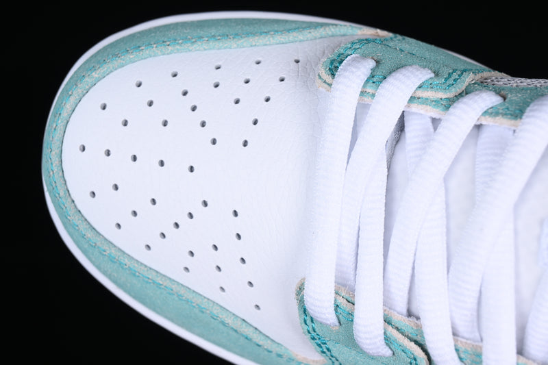 Nike Dunk Low “April Skateboards”