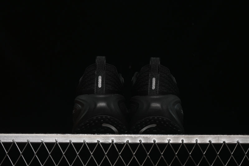 Nike Vomero Plus “Black”