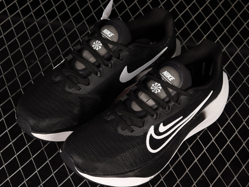 Nike Zoom Fly 5 “Black / White”