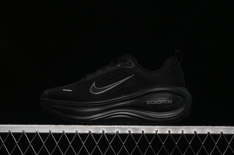 Nike Vomero Plus “Black”