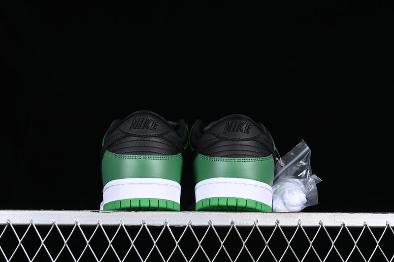 Nike Dunk Low “Classic Green”