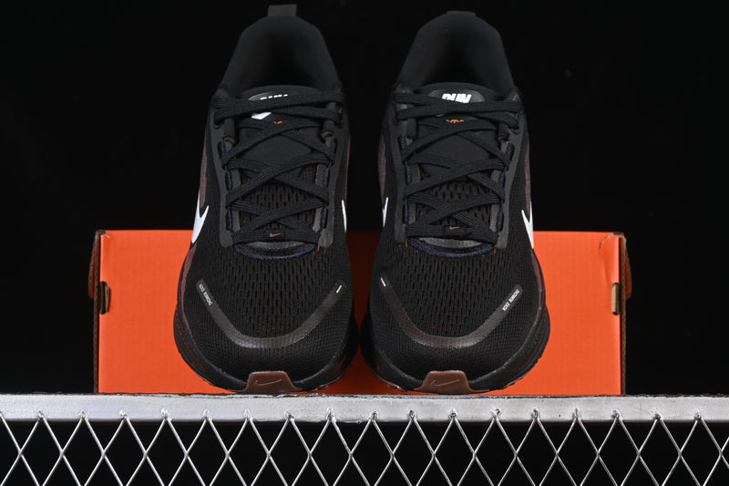 Nike Vomero 18 “Coffee Bean”