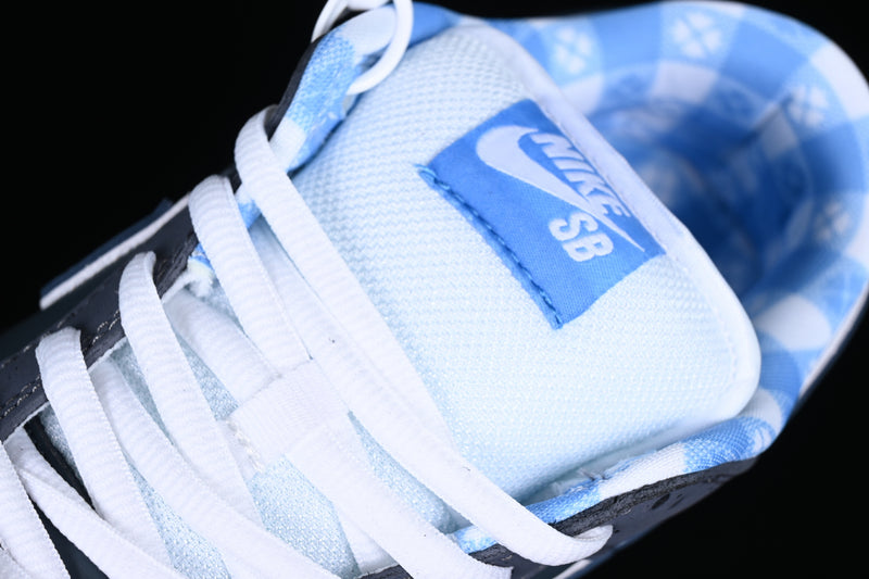 Nike SB Dunk Low “Blue Lobster”