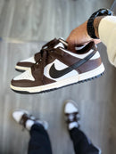 Nike SB Dunk Low – Marrom & Preto