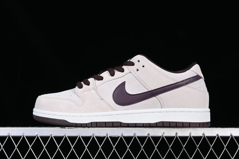Nike Dunk Low “Desert Sand / Mahogany”