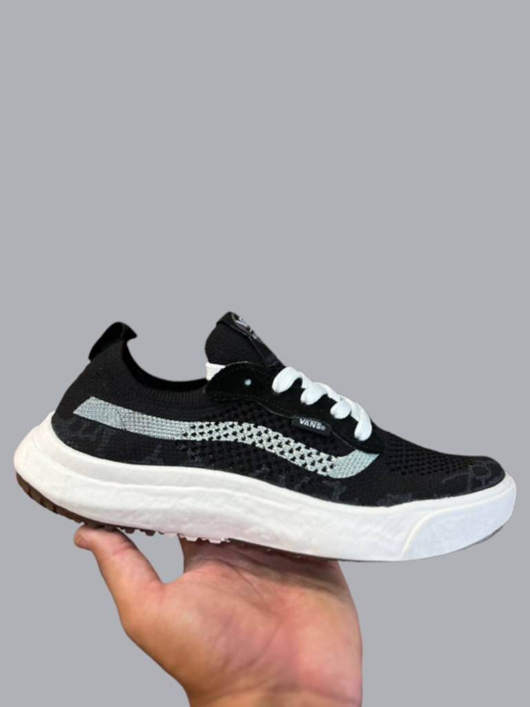 Tênis Ultrarange - VR3 Preto