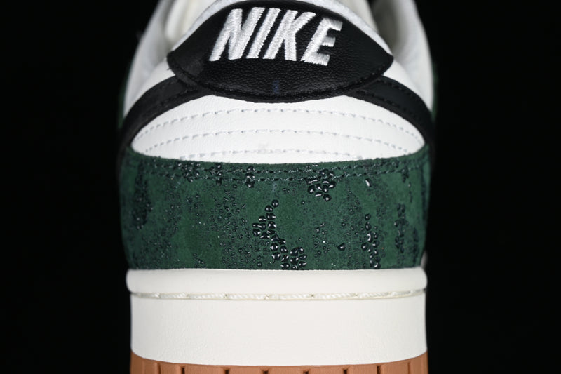 Nike Dunk Low “Green Snake”