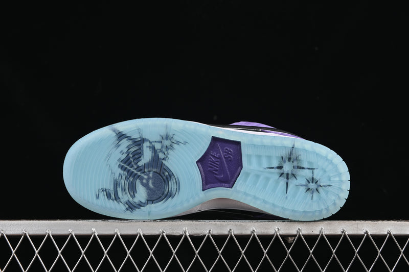 Hayley Wilson x Nike SB Dunk Low “Court Purple”