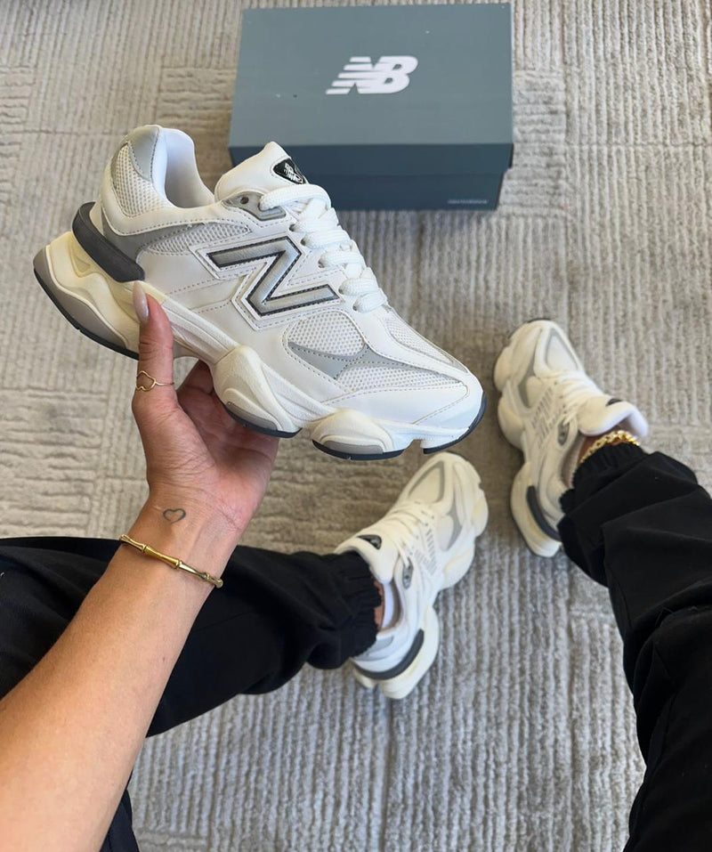 Tênis New Balance 9060 - Branco