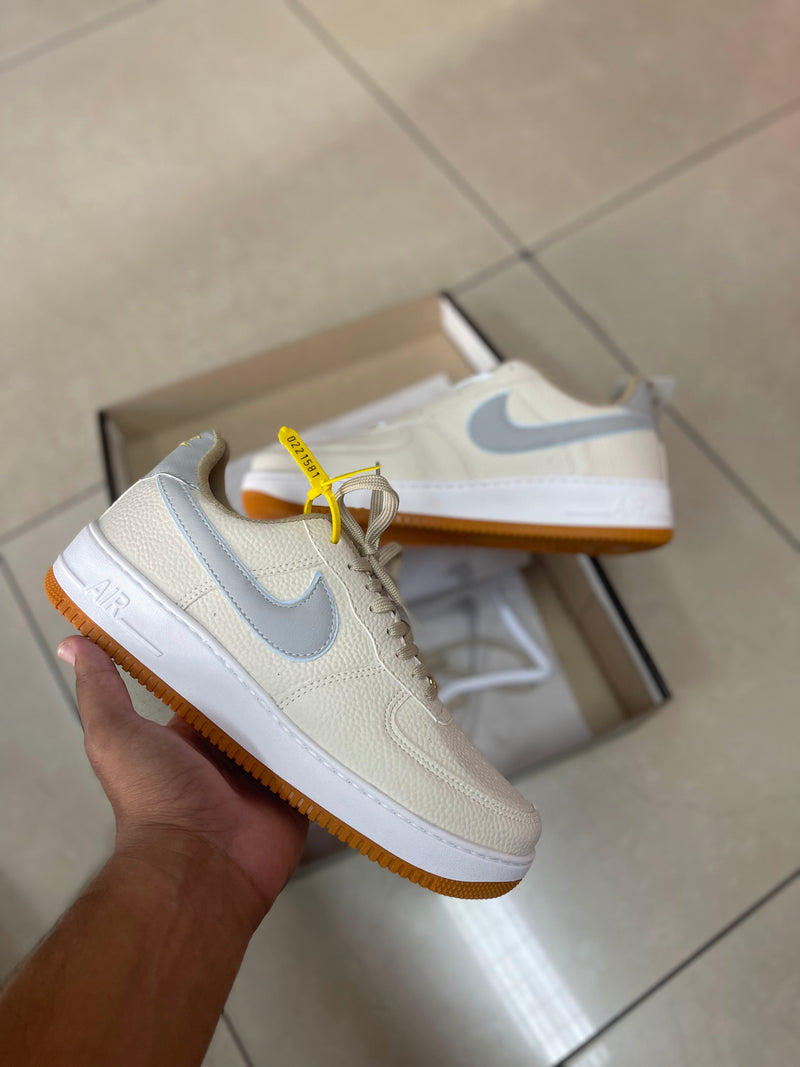 Tênis AIR force 1 - Creme