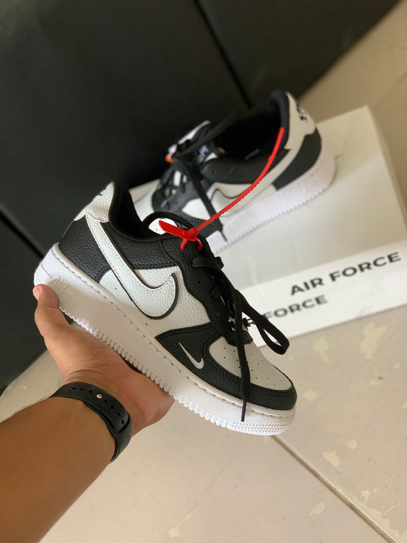 Tenis AIR force F1 REACT BLACK WHITE