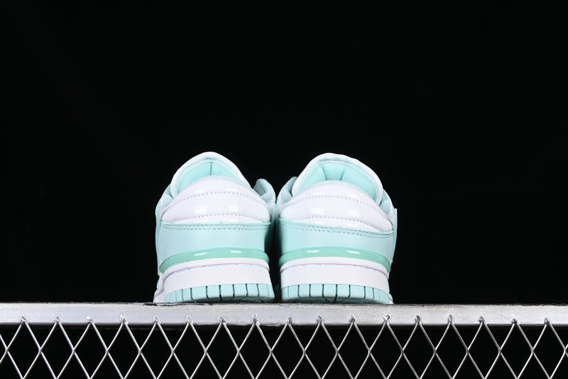 Nike Dunk Low Twist “Jade Ice”
