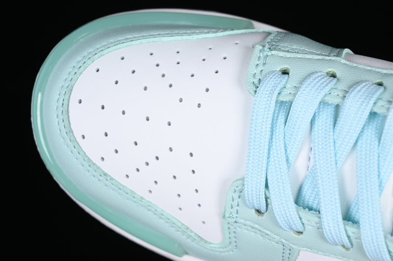 Nike Dunk Low Twist “Jade Ice”