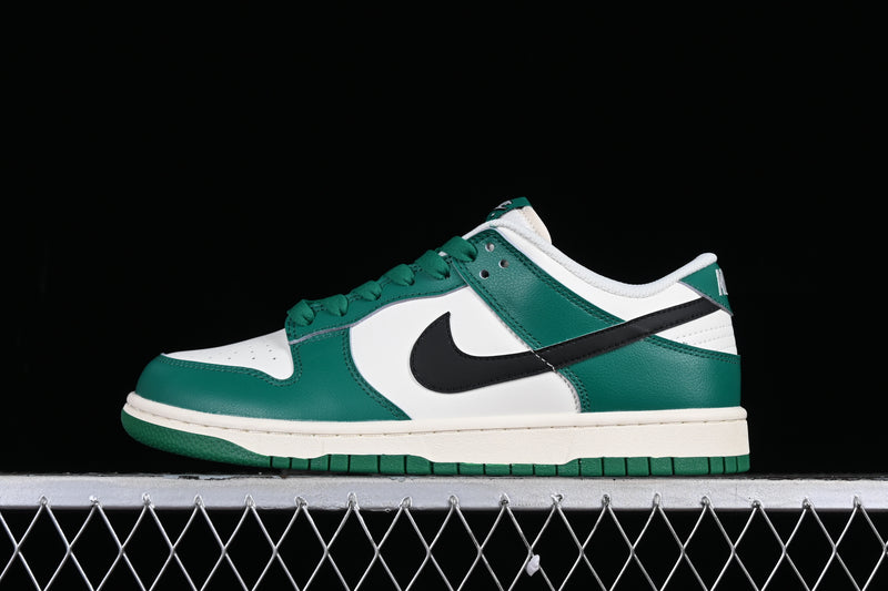 Nike Dunk Low “Lottery Pack / Malachite Green”