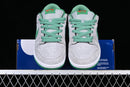 Nike SB Dunk Low “Medusa”