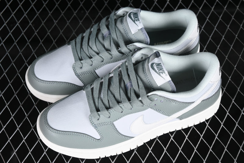 Nike Dunk Low “Mica Green”