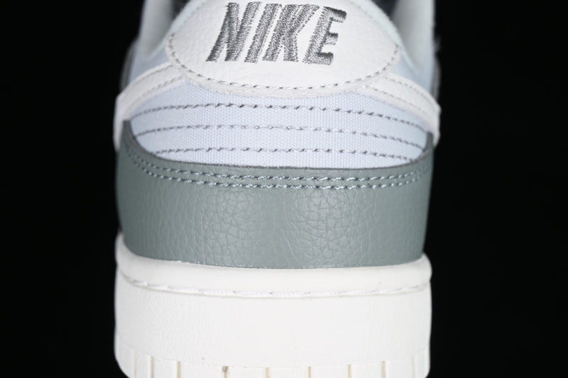 Nike Dunk Low “Mica Green”