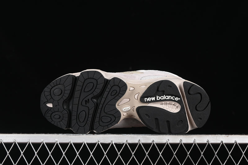 New Balance 1000 Grey Cream