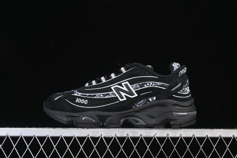 New Balance 1000 x Atmos Bāṅdhnū