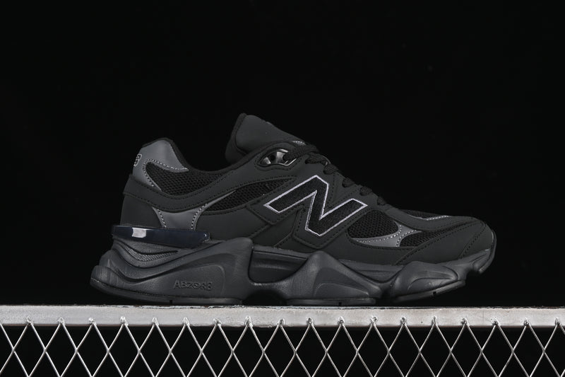New Balance 9060 – Black Cement