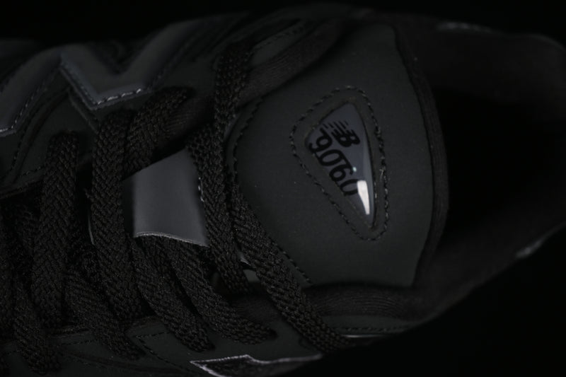 New Balance 9060 – Black Cement
