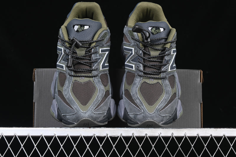 New Balance 9060 – Blacktop