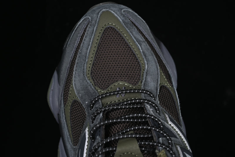 New Balance 9060 – Blacktop