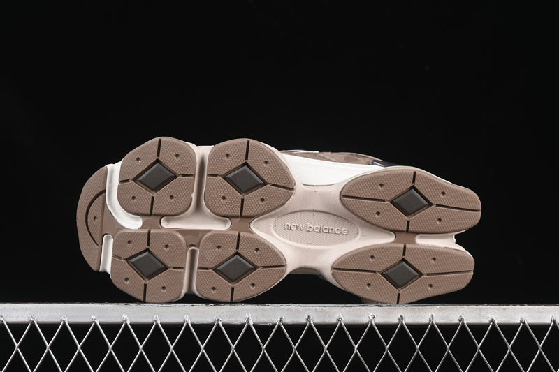 New Balance 9060 – Mushroom Brown