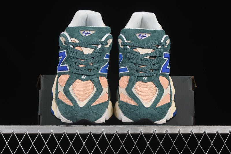 New Balance 9060 – New Spruce Peach Blossom Team Royal