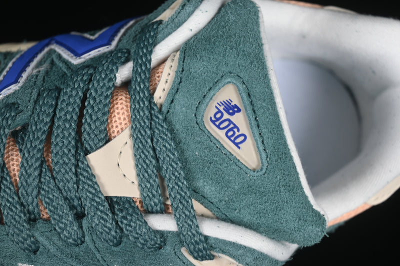 New Balance 9060 – New Spruce Peach Blossom Team Royal