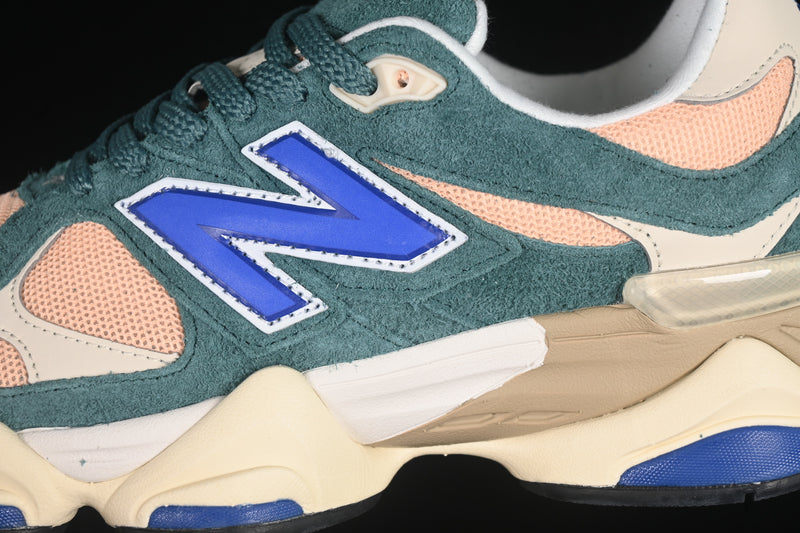 New Balance 9060 – New Spruce Peach Blossom Team Royal