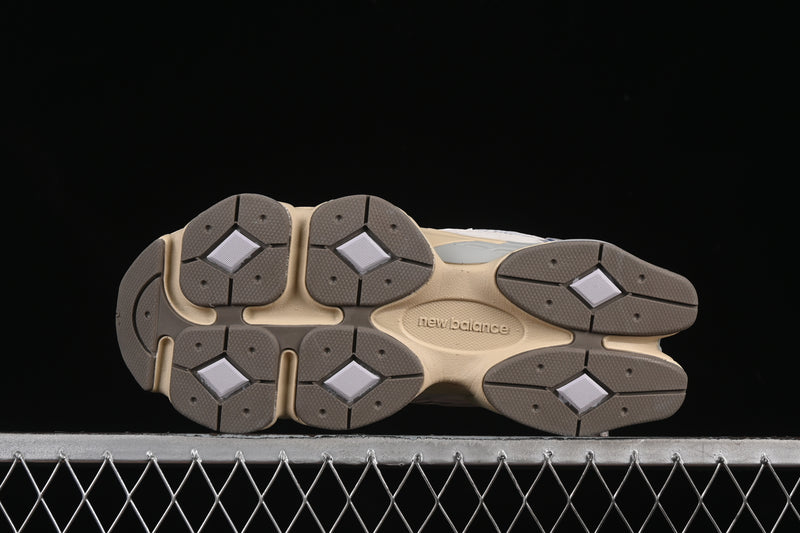 New Balance 9060 – Pearl Grey Linen