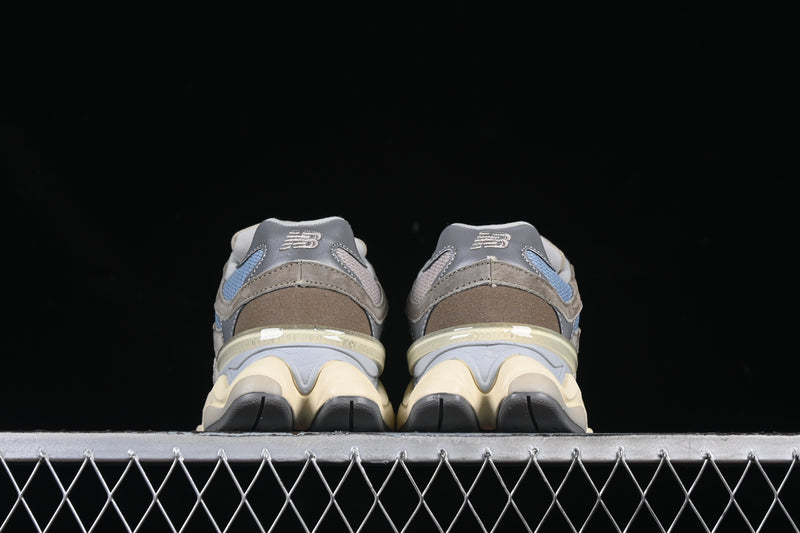 New Balance 9060 – Mushroom
