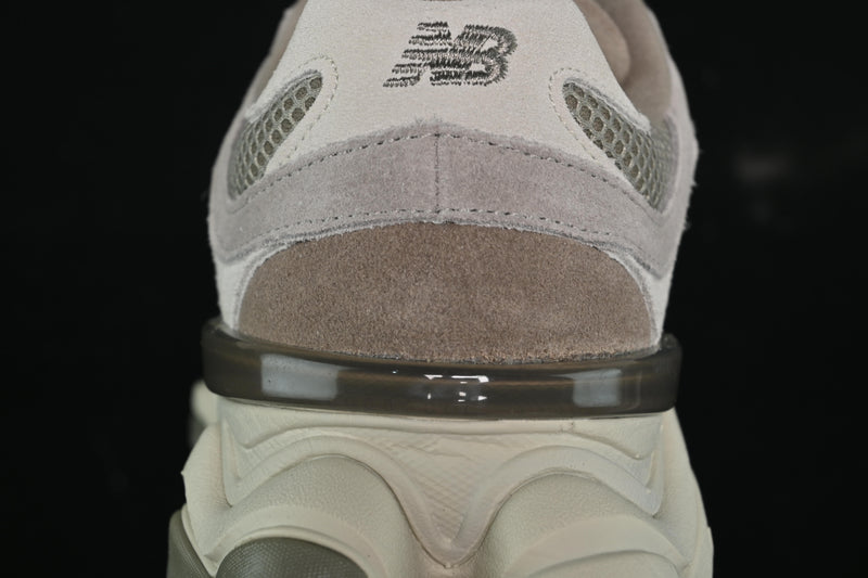New Balance 9060  - Mushroom Arid Stone