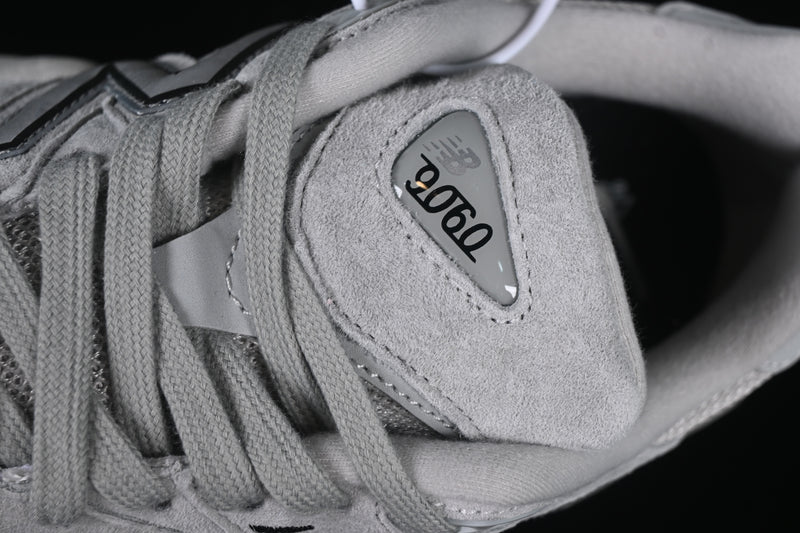 New Balance 9060 – Silver Metallic Grey