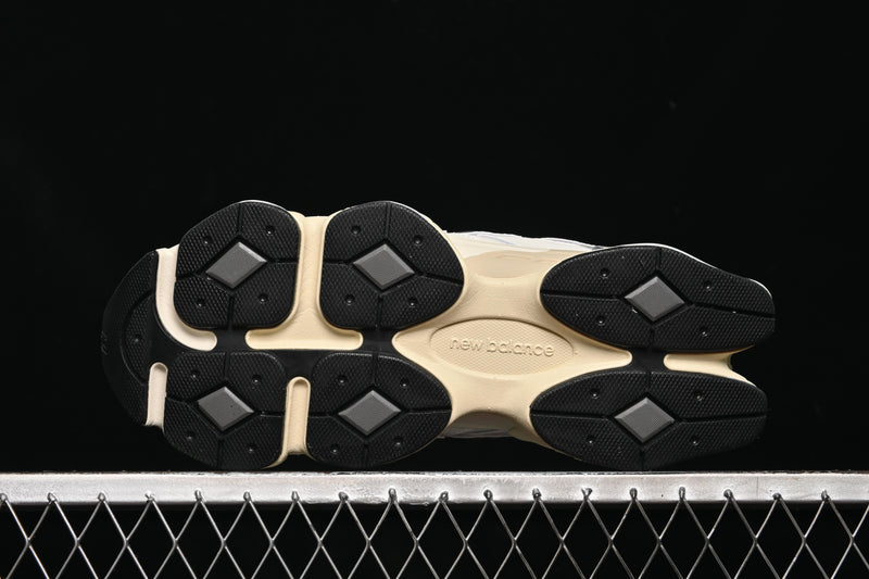 New Balance 9060 – Grey Day