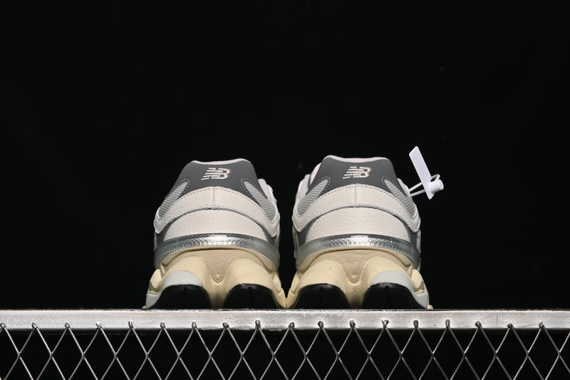 New Balance 9060 – Grey Day