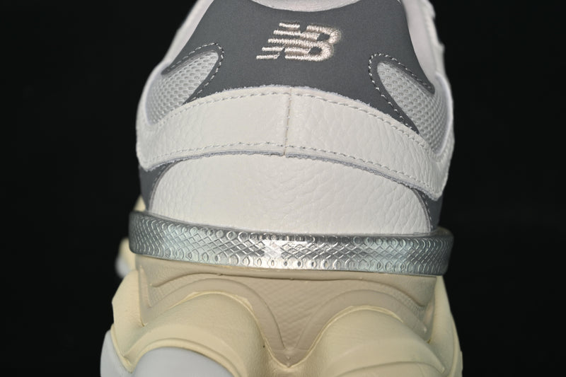 New Balance 9060 – Grey Day