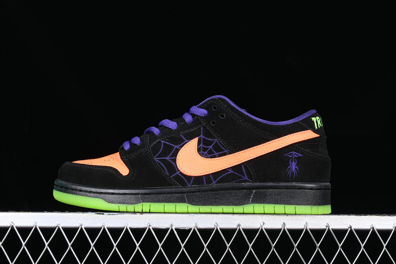 Nike Dunk Low “Night of Mischief Halloween”